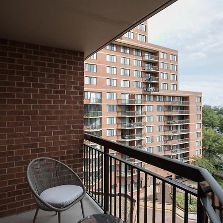 Stylish And Charming Apartment In Pentagon City Arlington Kültér fotó